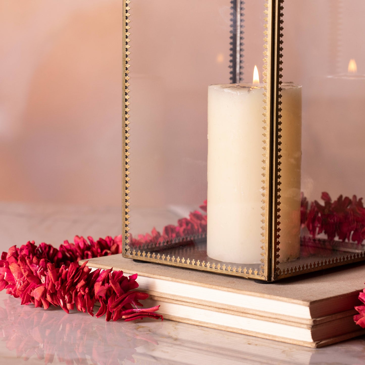 Motee Candle Holder