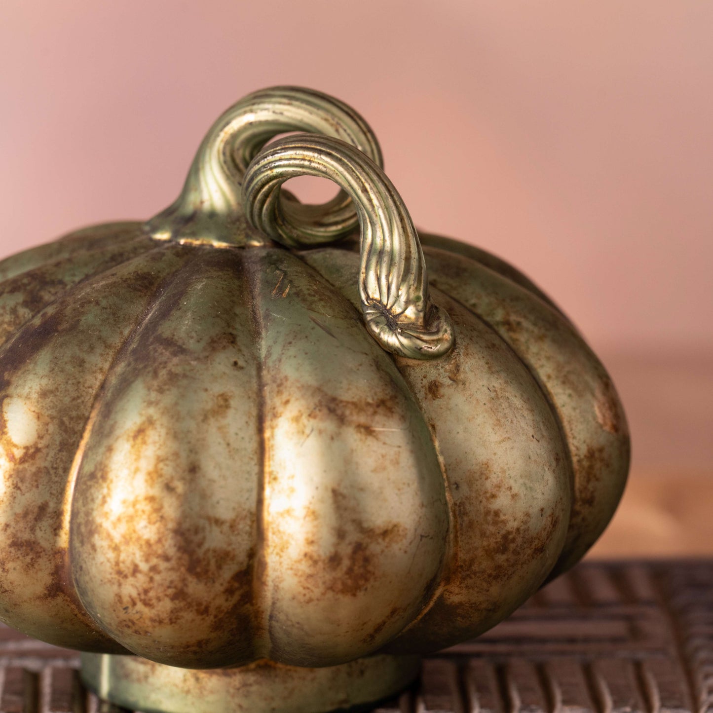 Pumpkin Glass Décor