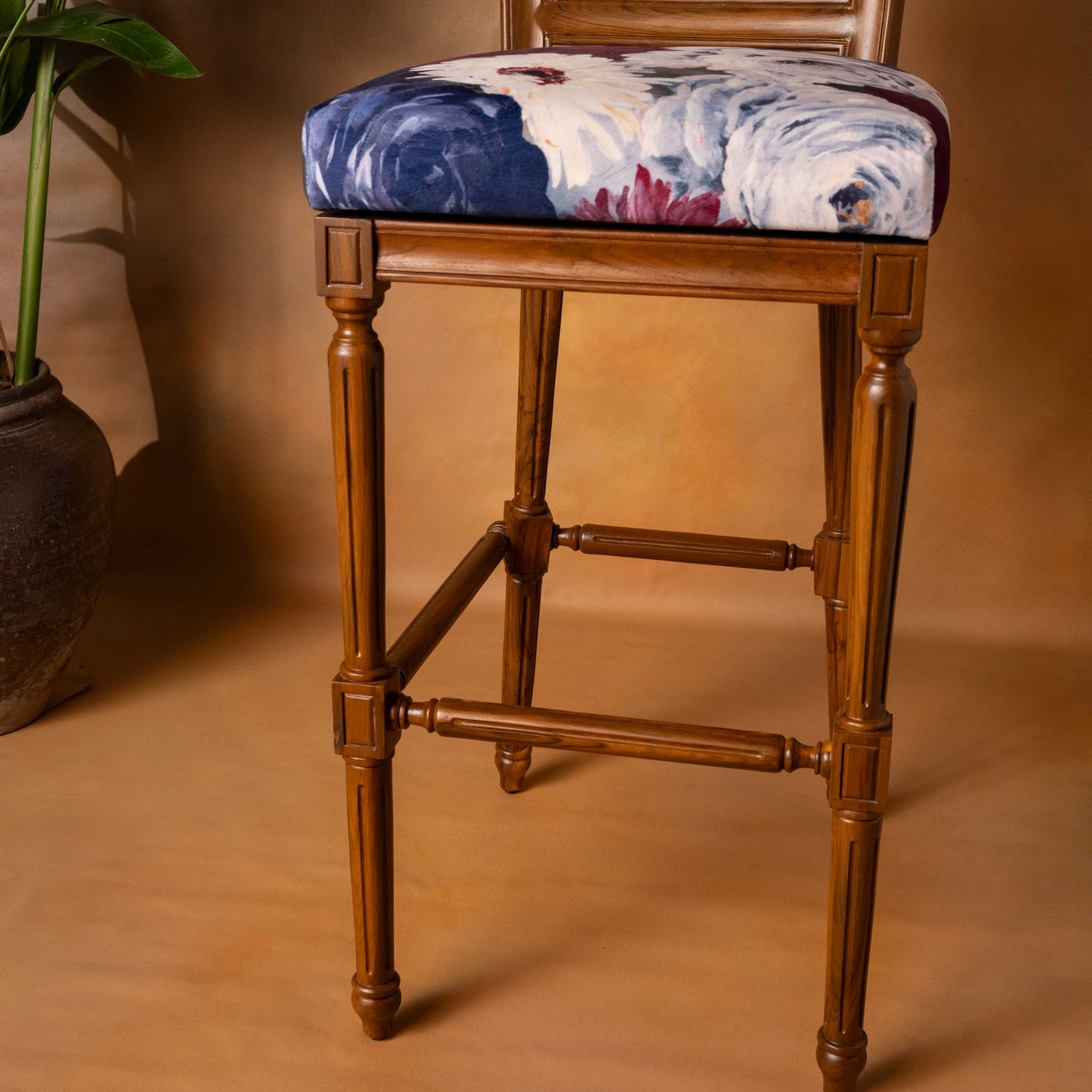Auric Bar Revolving Chair