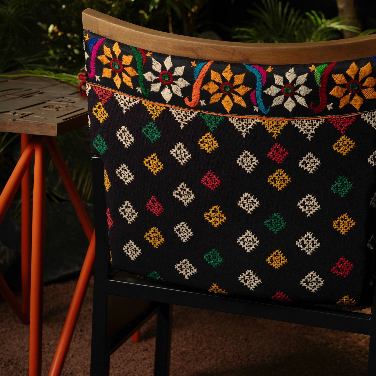 Sita aur Gita Cinema Chair