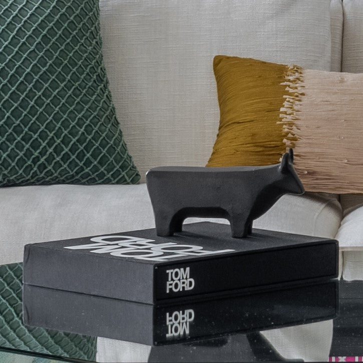 The Big Bull Metal Décor