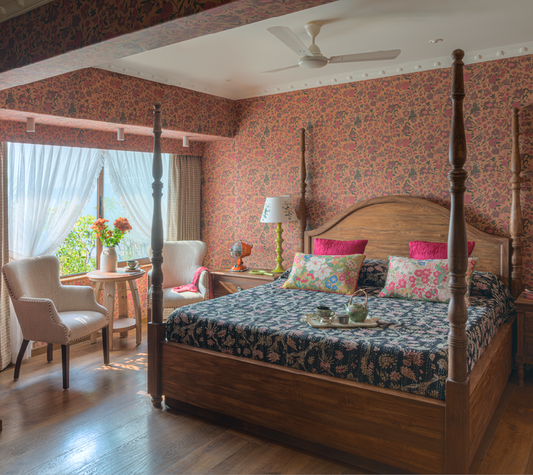 Ooty Four Poster Bed