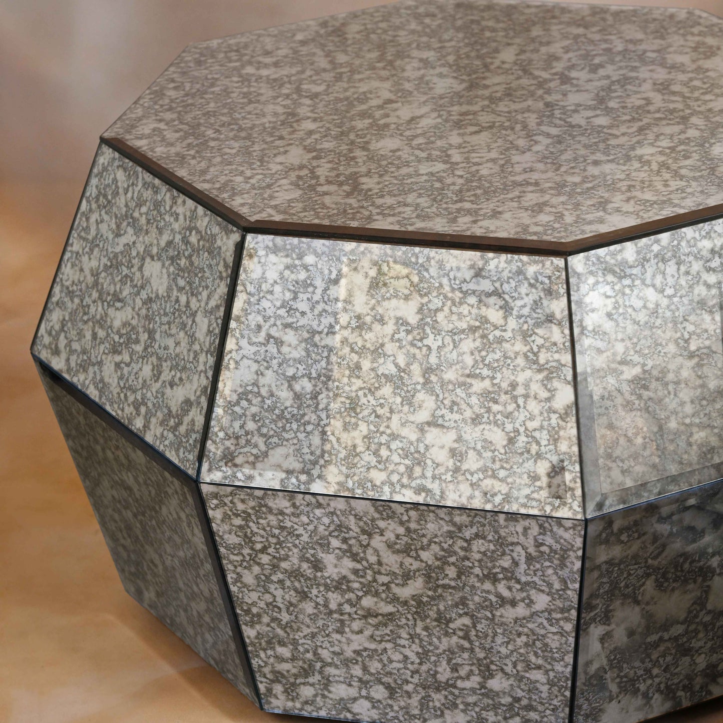 The Ayena Table Set