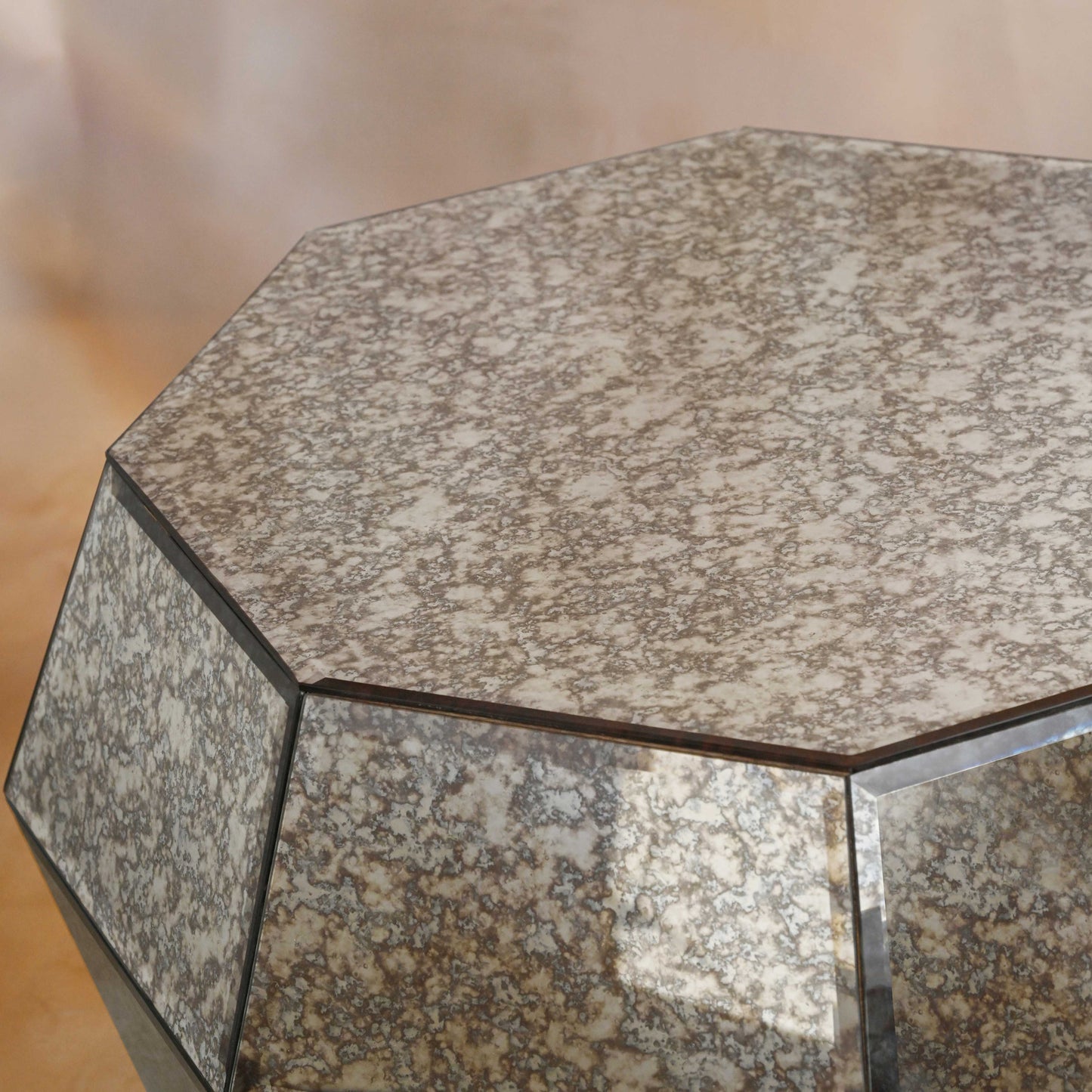 The Ayena Table Set