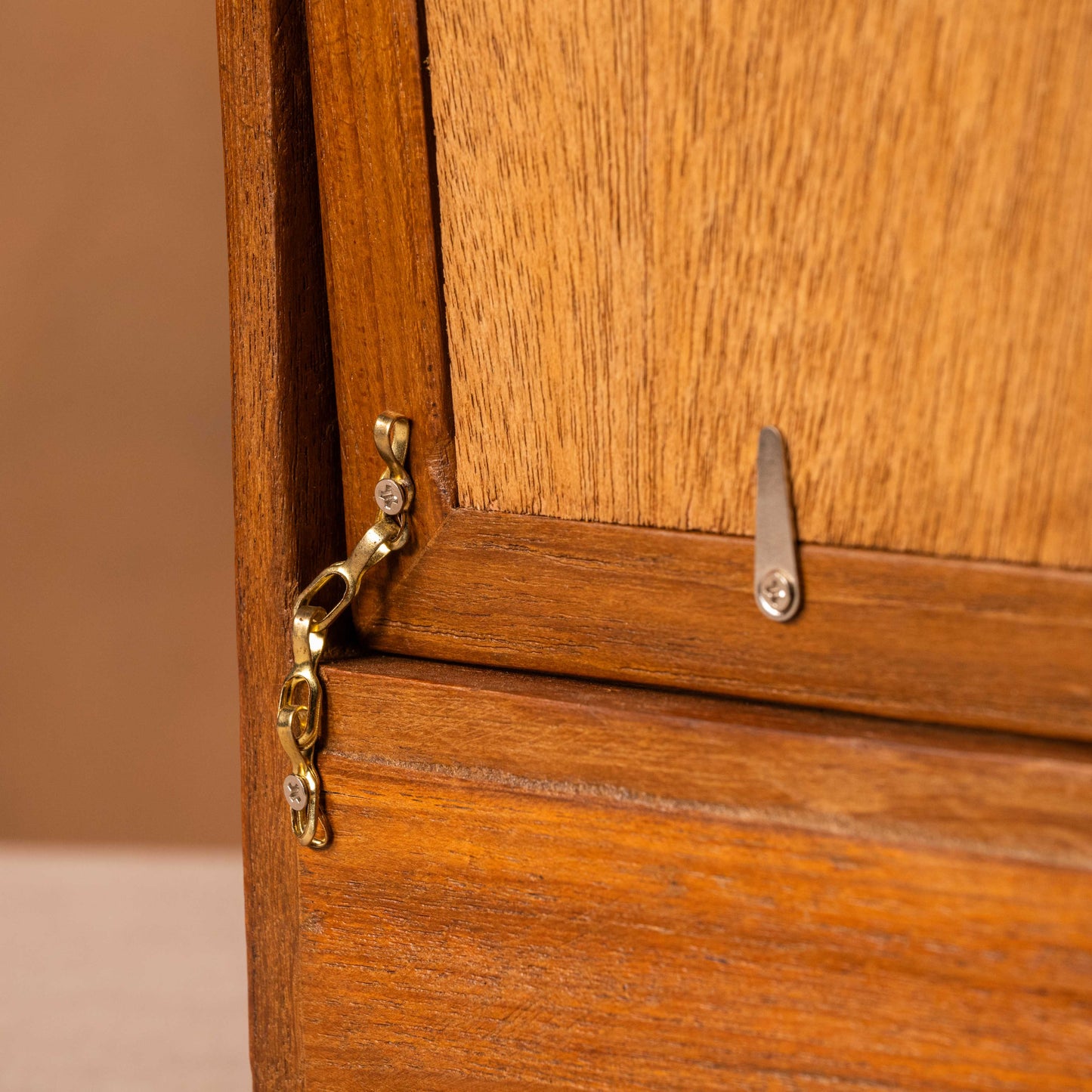 Mini Dresser