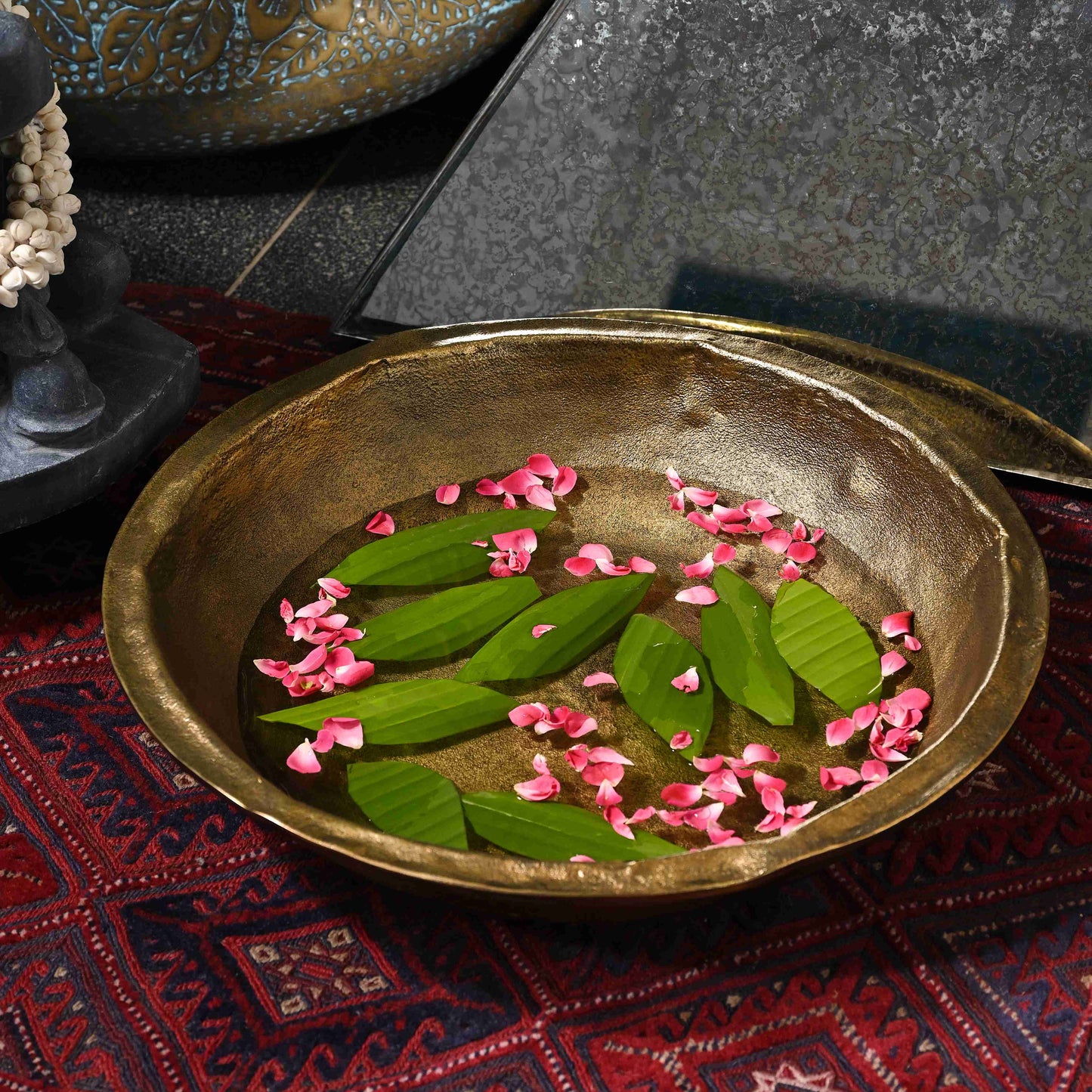 Auraa Hammered Centrepiece Bowl