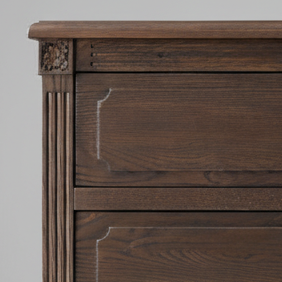 Classic drawer table