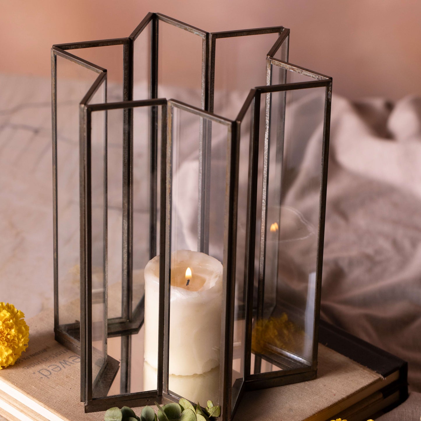 Star Candle Holder With Mirror Base