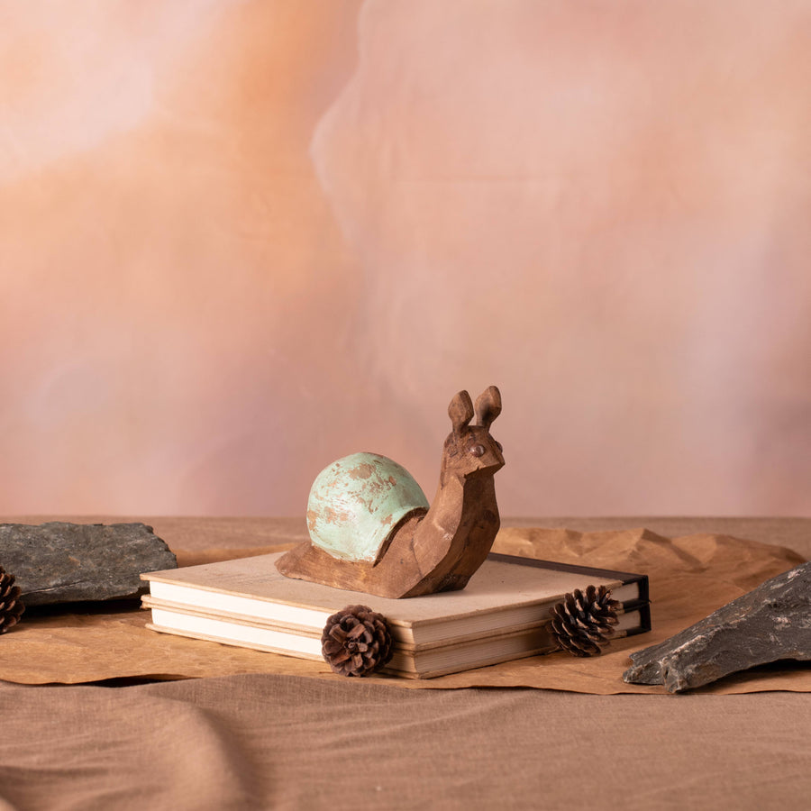 Speedy Snail Wooden Decor