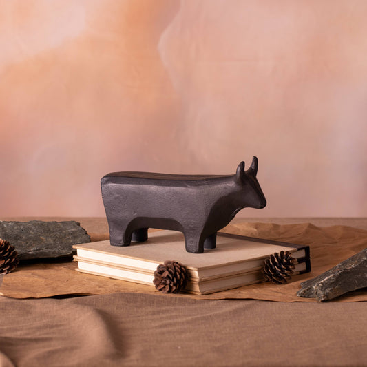 The Big Bull Metal Décor