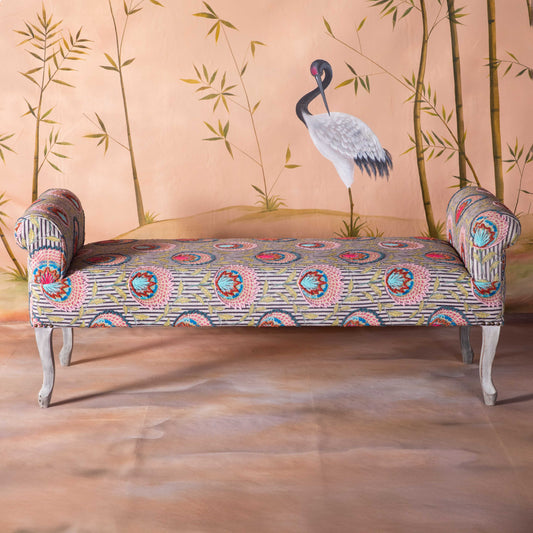 Kandy Chaise