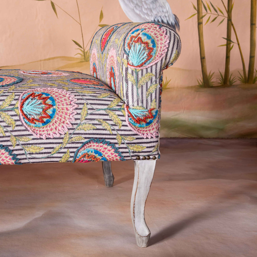 Kandy Chaise