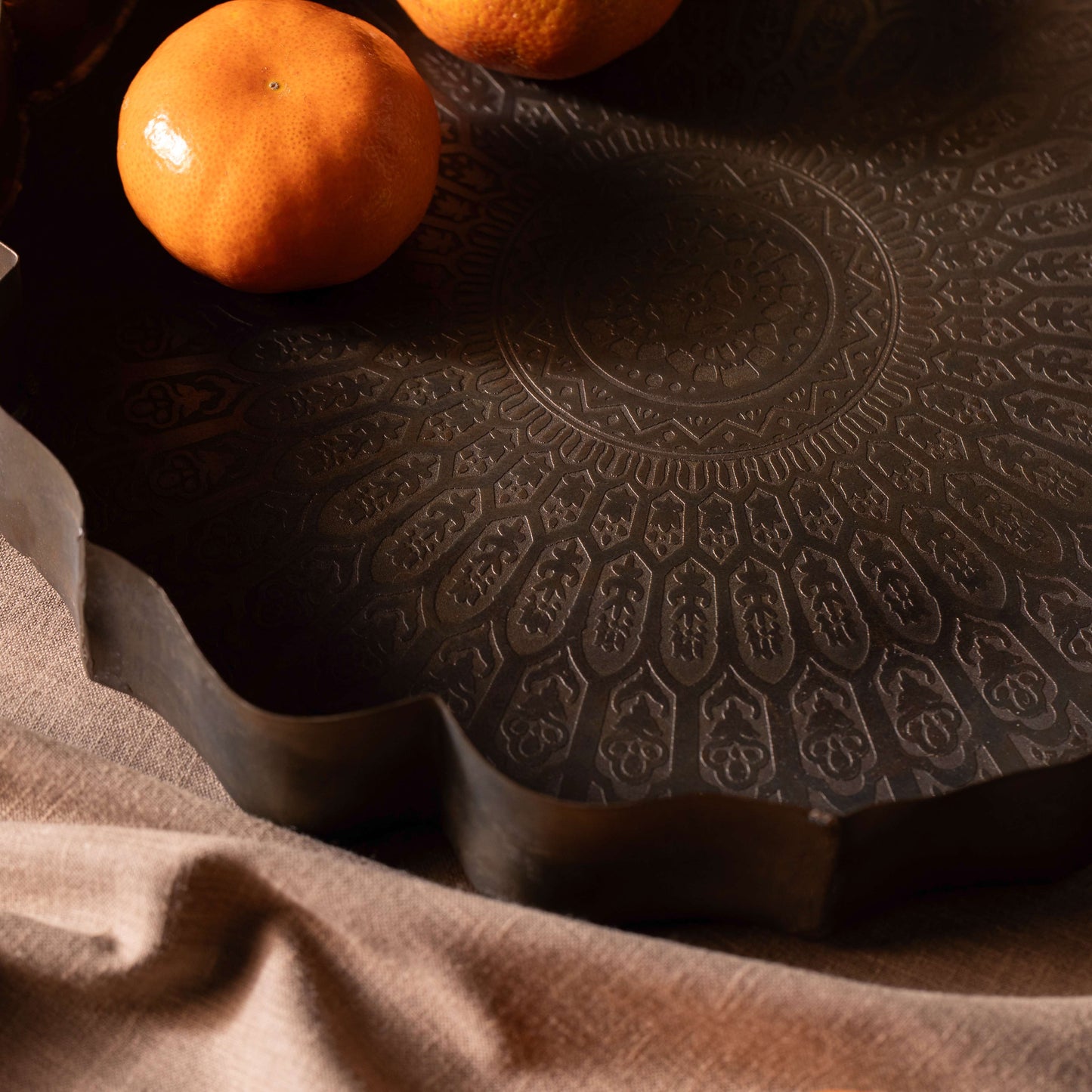 Kanak Tray With Etching