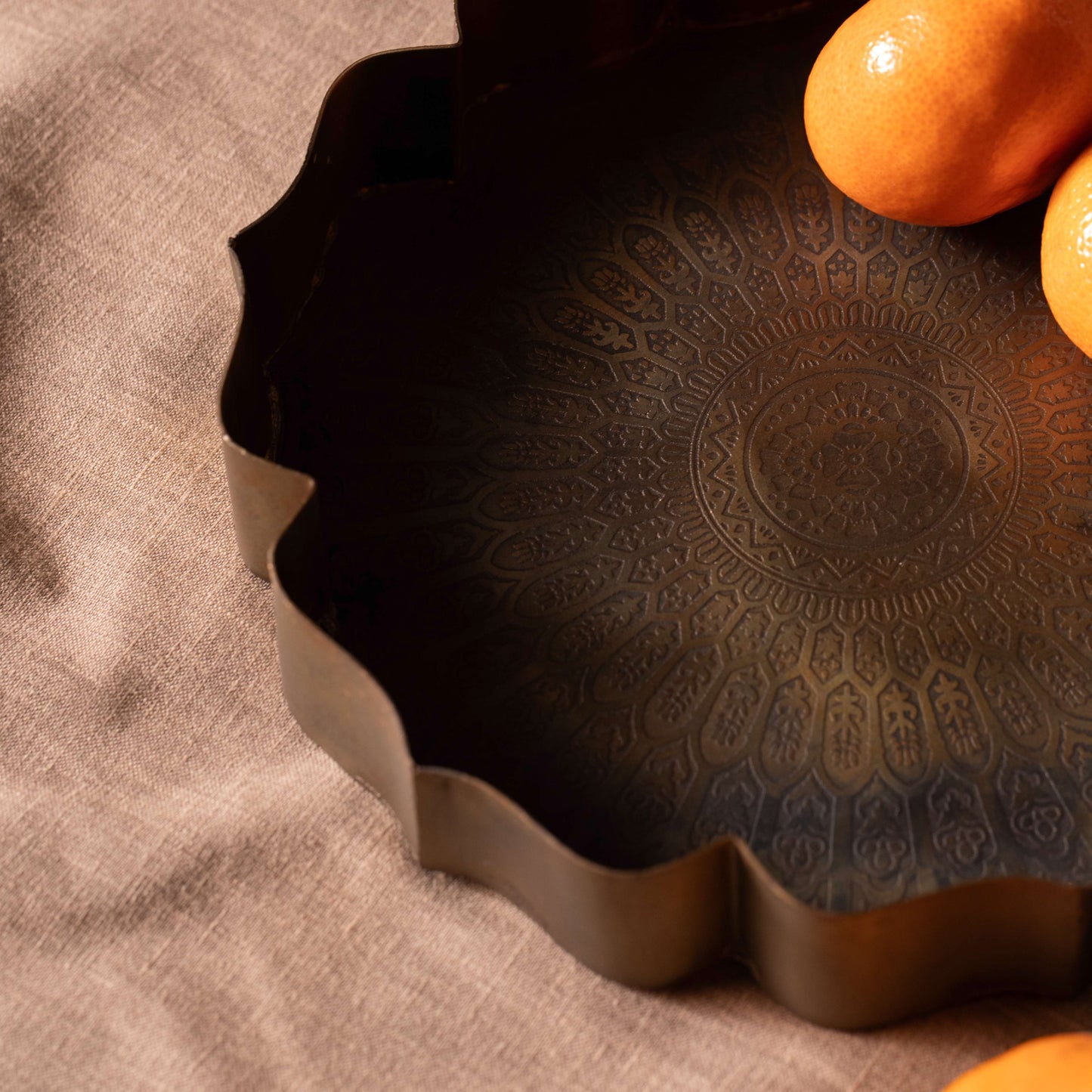 Kanak Tray With Etching