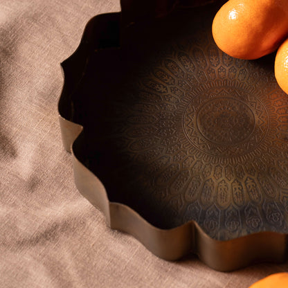 Kanak Tray With Etching
