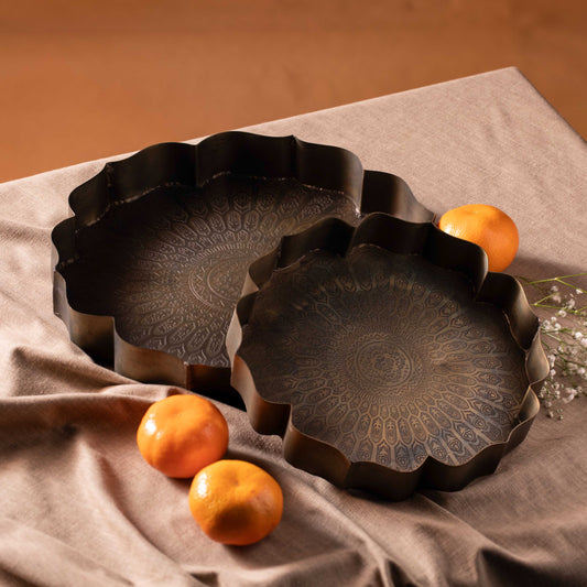 Kanak Tray With Etching