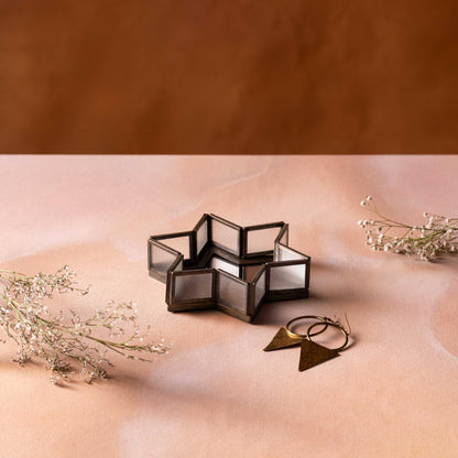 Star Tray With Mirror Base