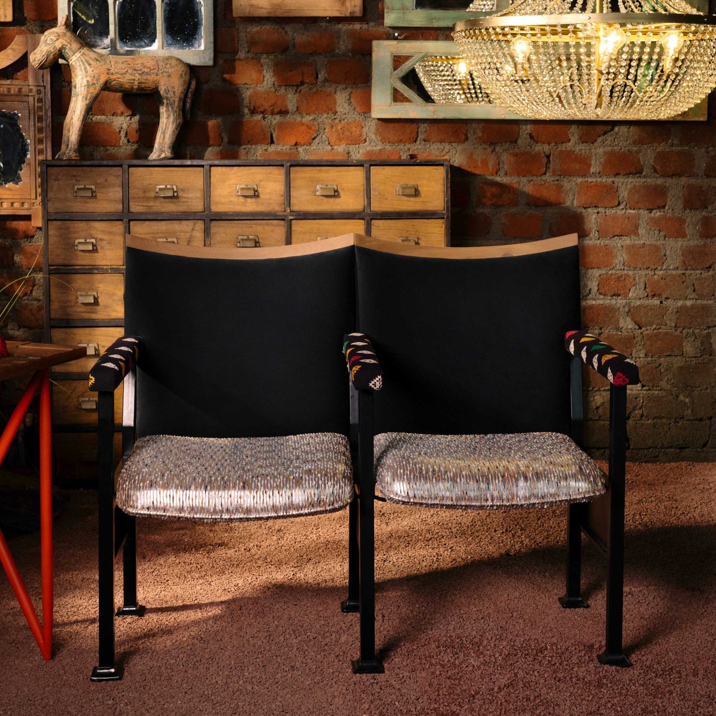 Sita aur Gita Cinema Chair