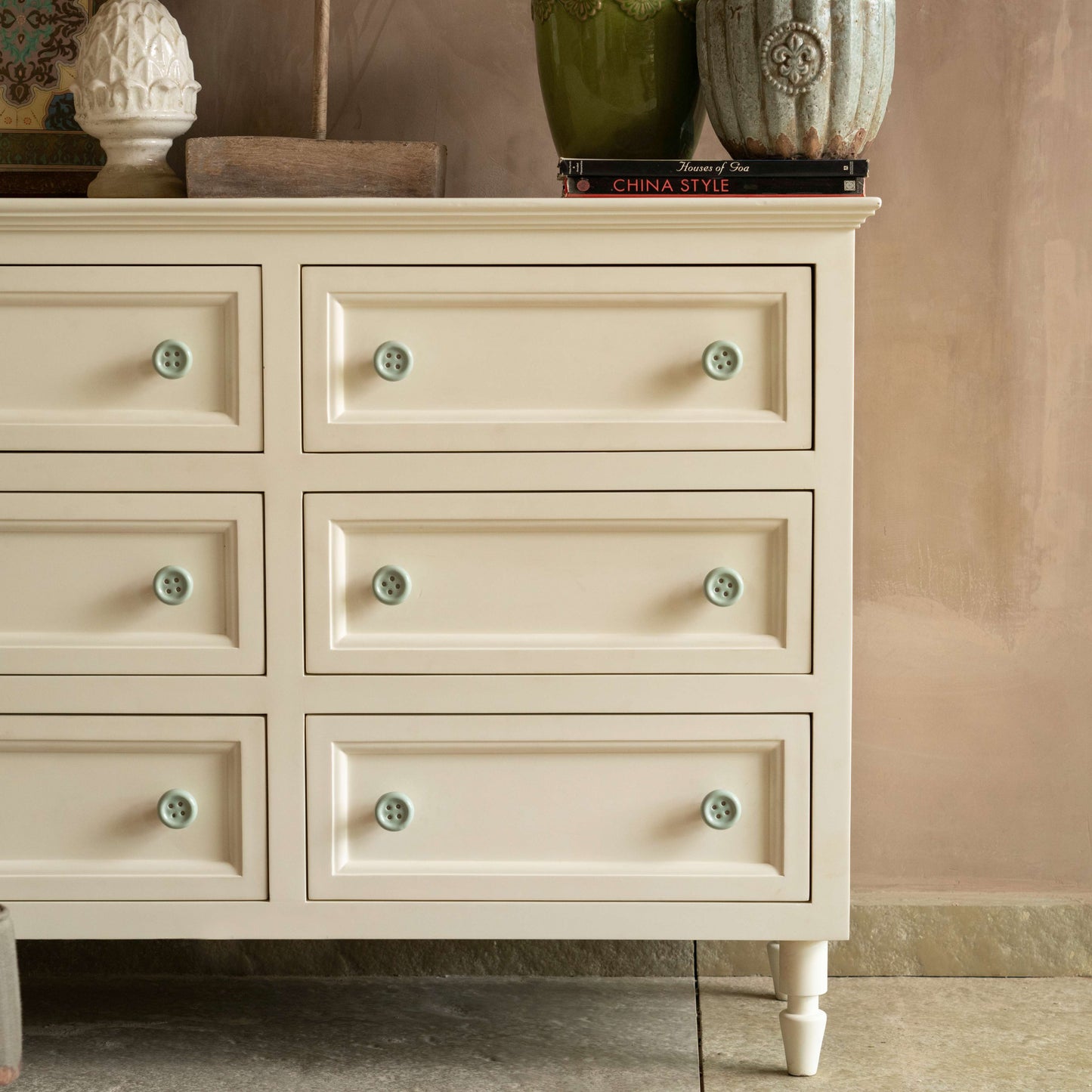 Aura Chest of Drawers