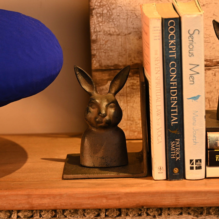 Hare Bookends