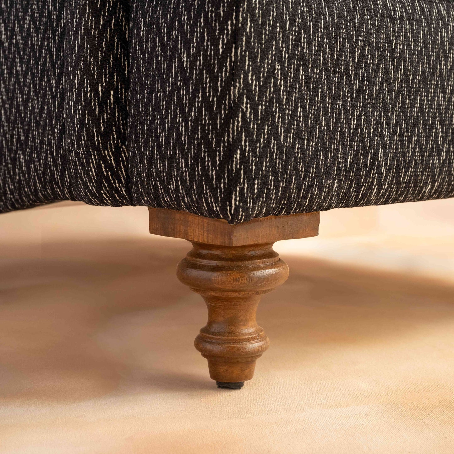 Samara Armchair