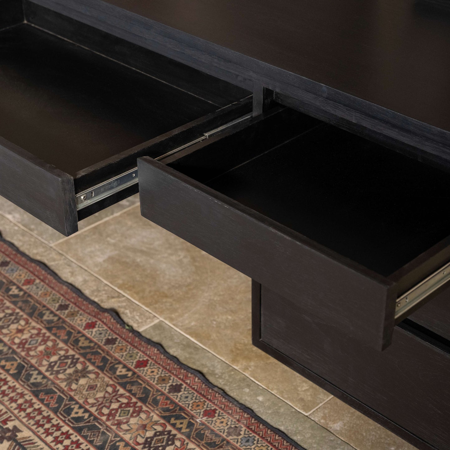 Eclipse Study Table