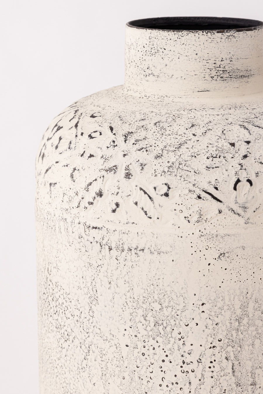 Imperio Hammered Vase