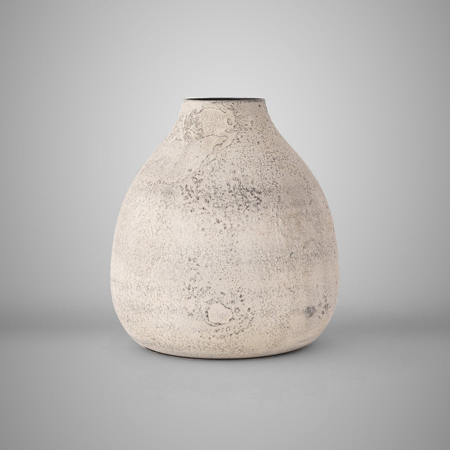 Ovo Vase