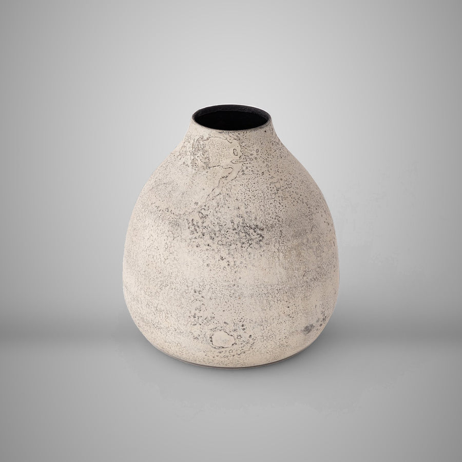Ovo Vase