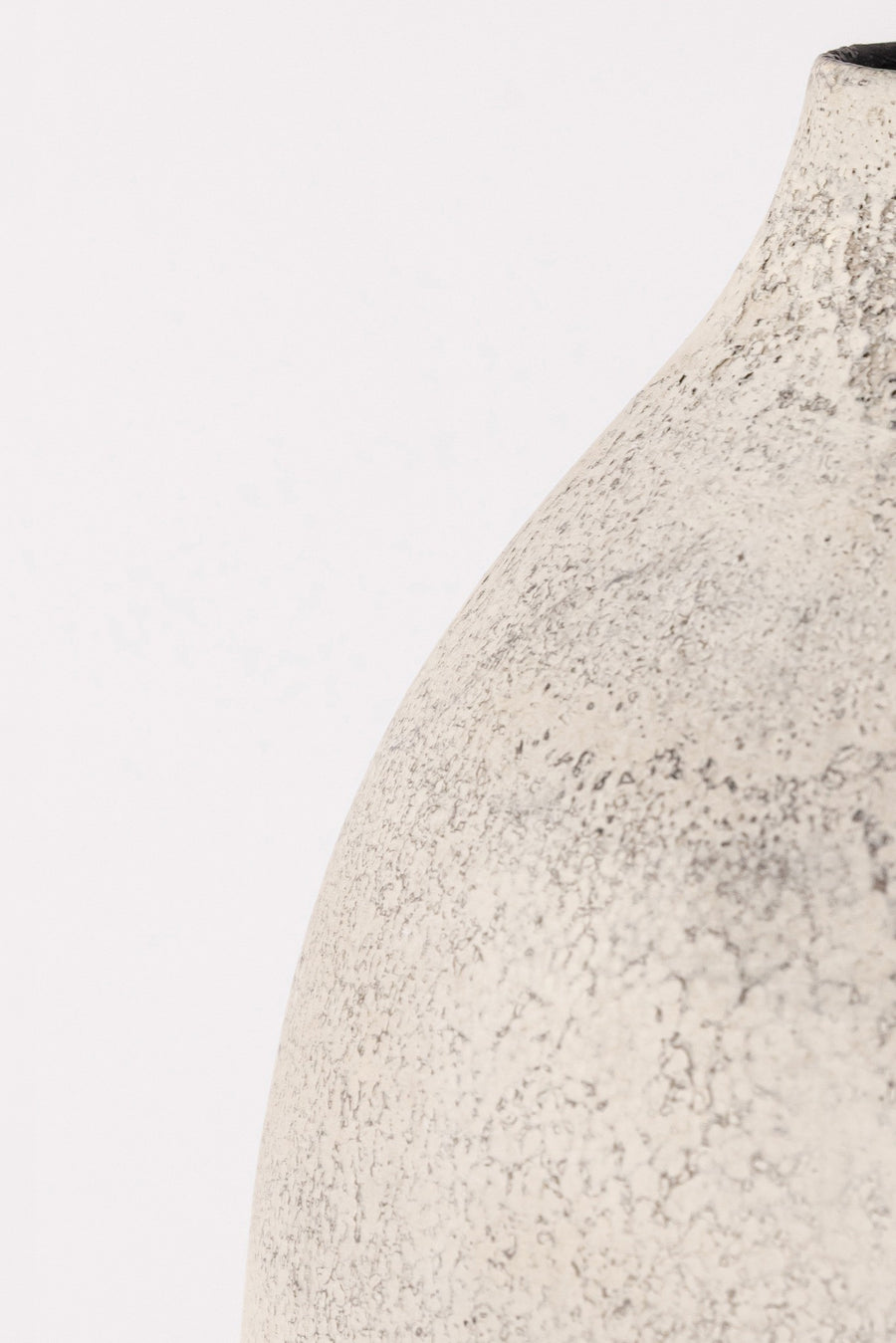 Ovo Vase