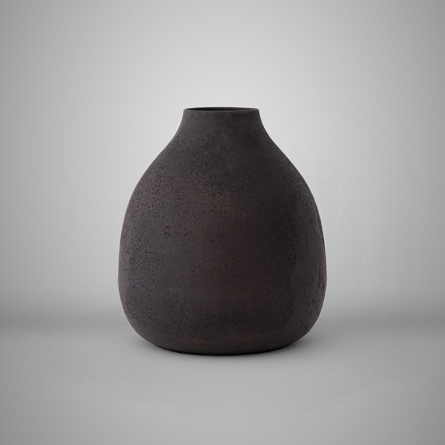 Ovo Vase