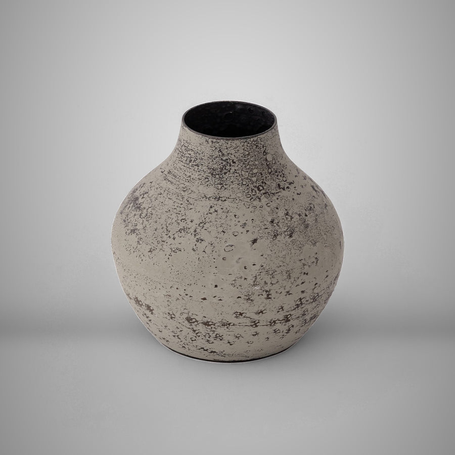 Ovo Mini Vase