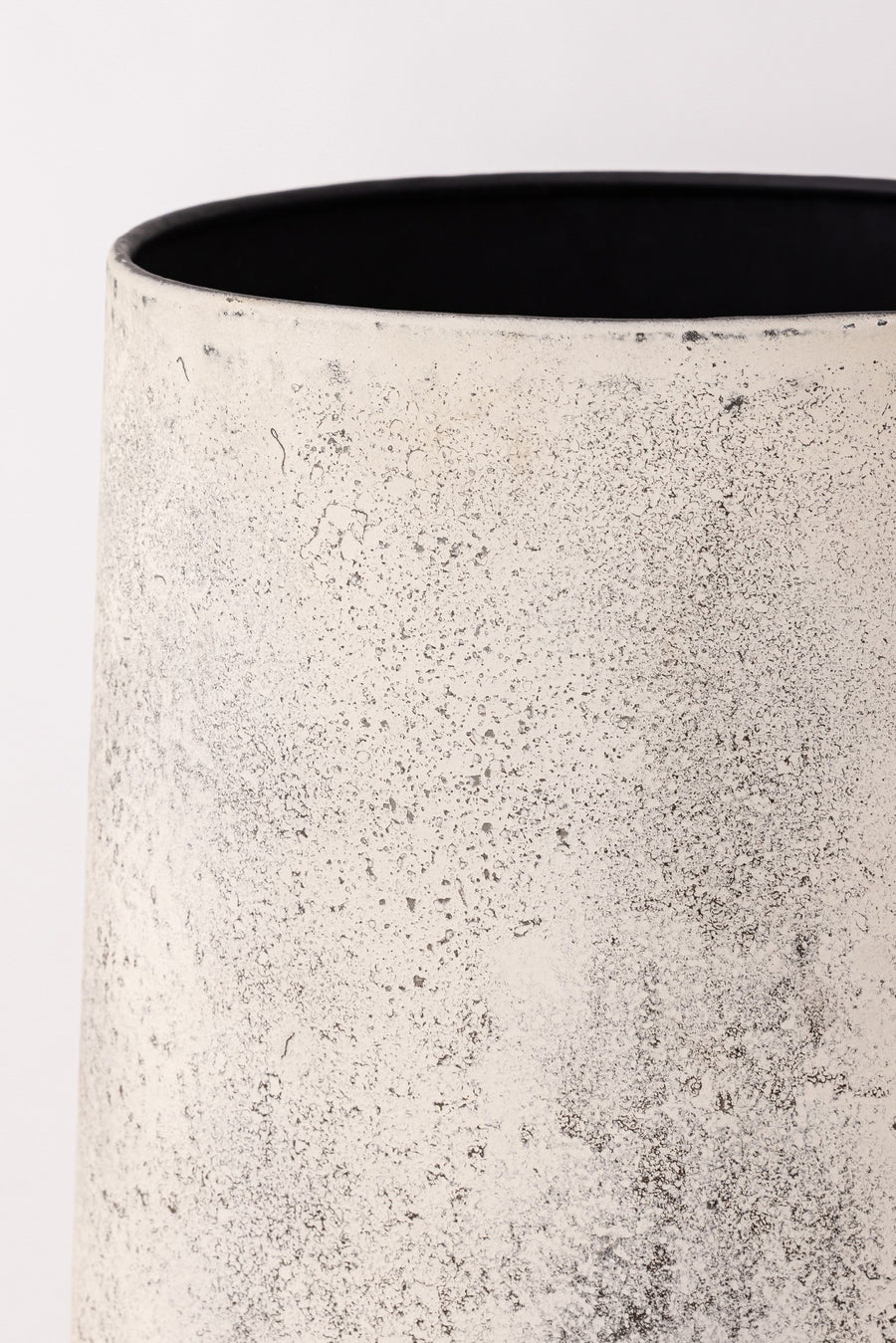 Valente Planter