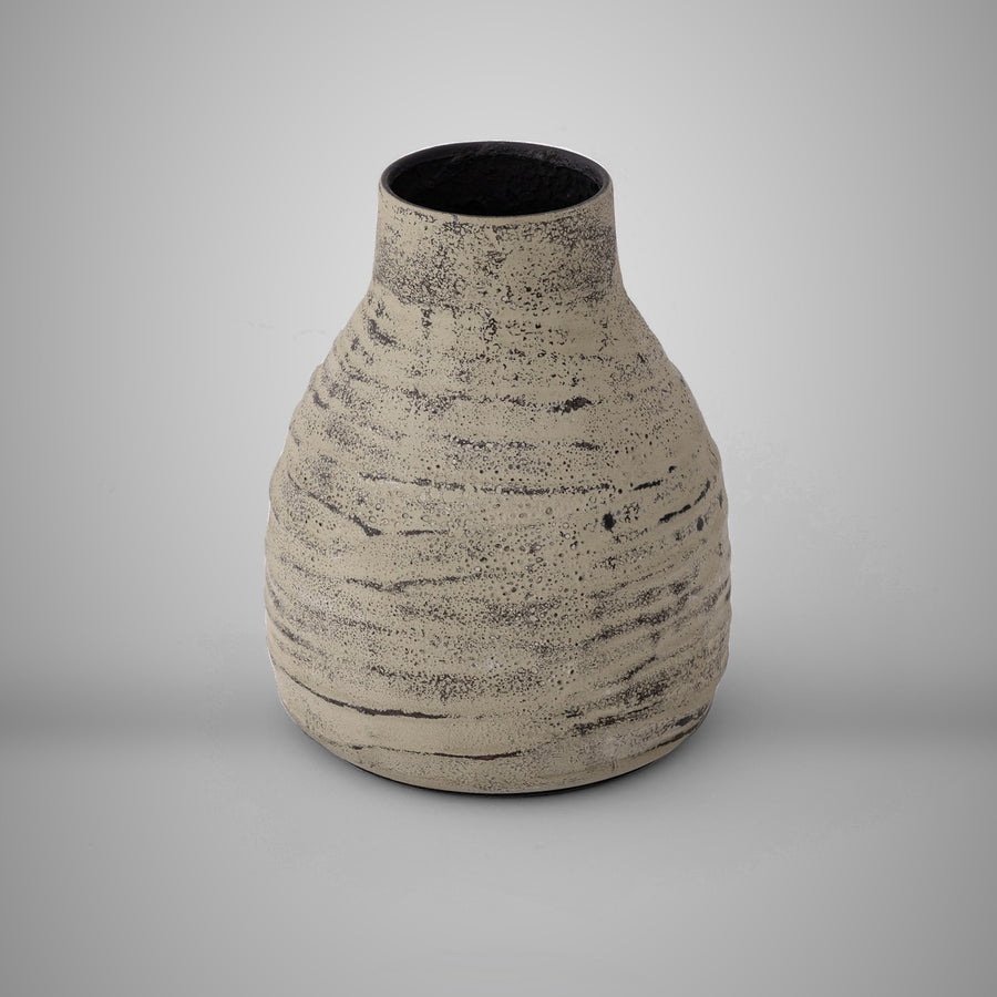 Linea Vase
