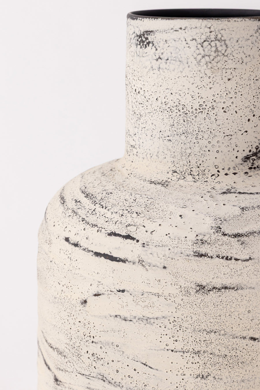 Bellora Vase