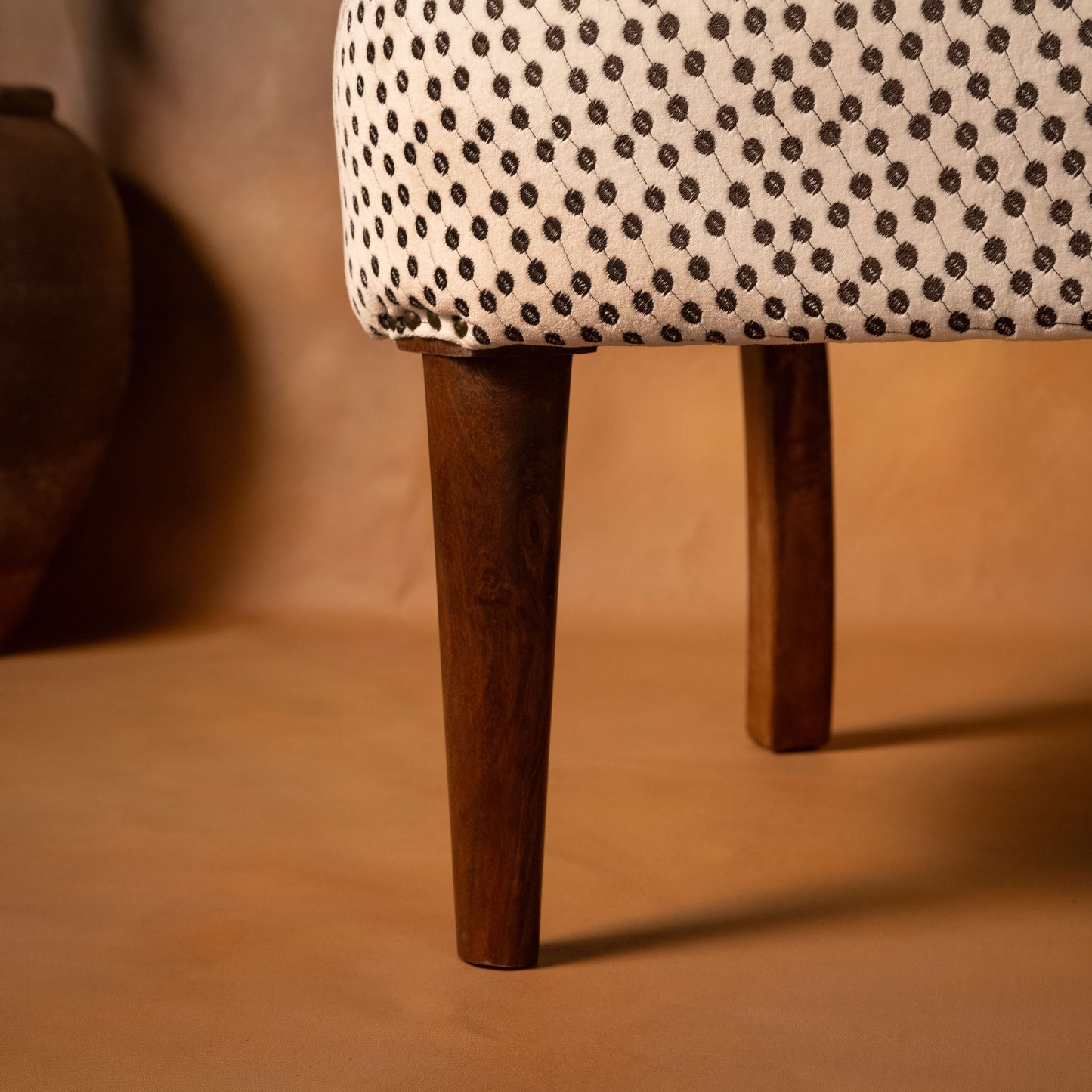 Nyoma Chair