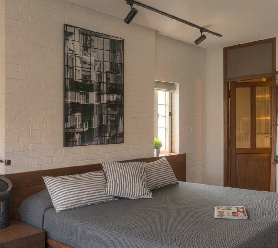 Colaba Bed