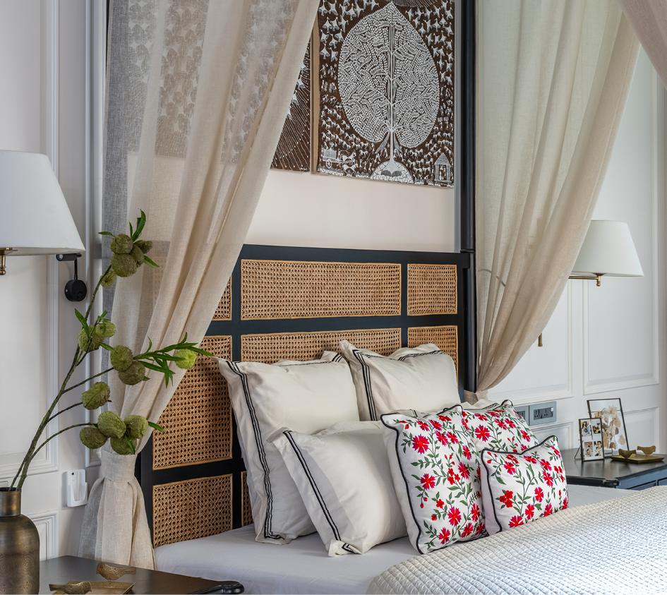 Begum Four Poster Bed