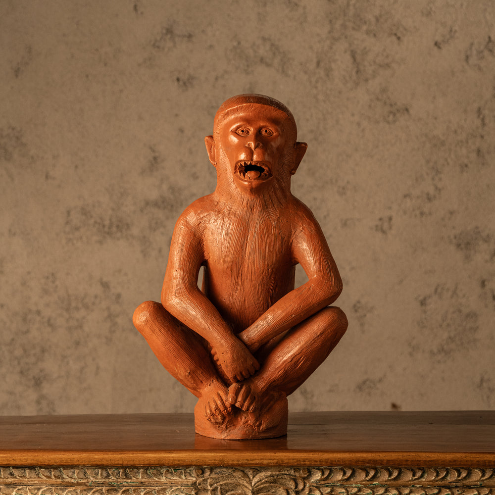 Squatted Monkey Garden Decor