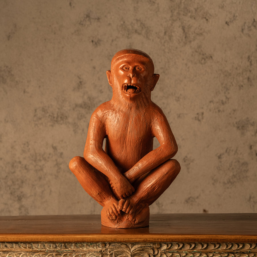 Squatted Monkey Garden Decor