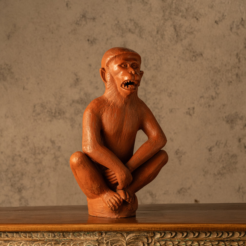 Squatted Monkey Garden Decor