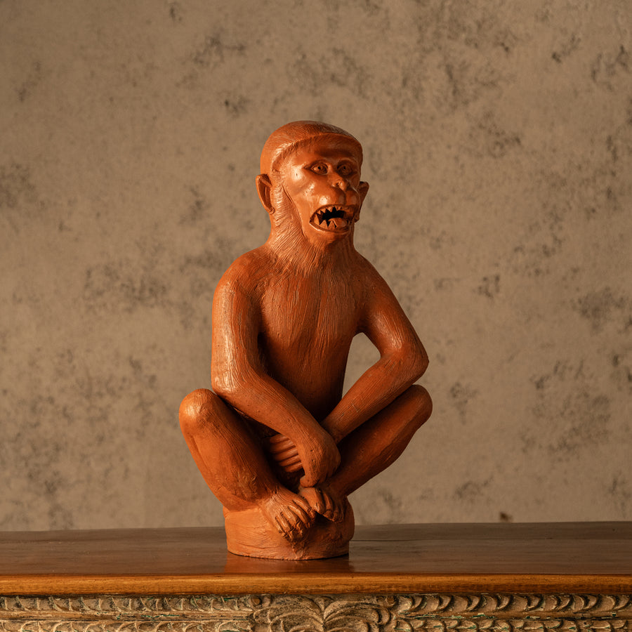 Squatted Monkey Garden Decor