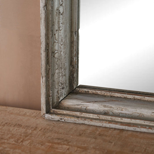 Pearly Mirror