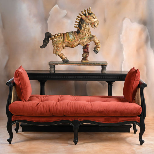 Raj Chaise