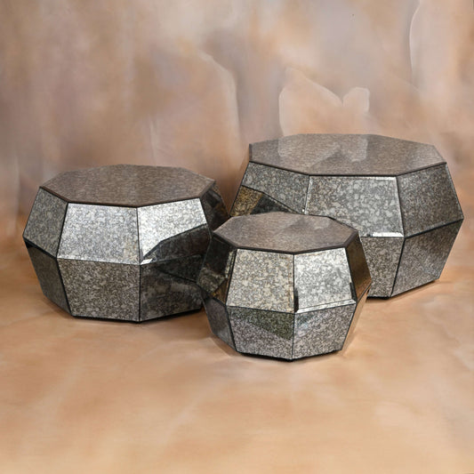 The Ayena Table Set
