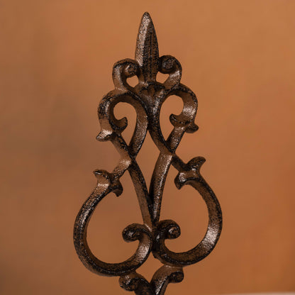 Crest Iron Décor