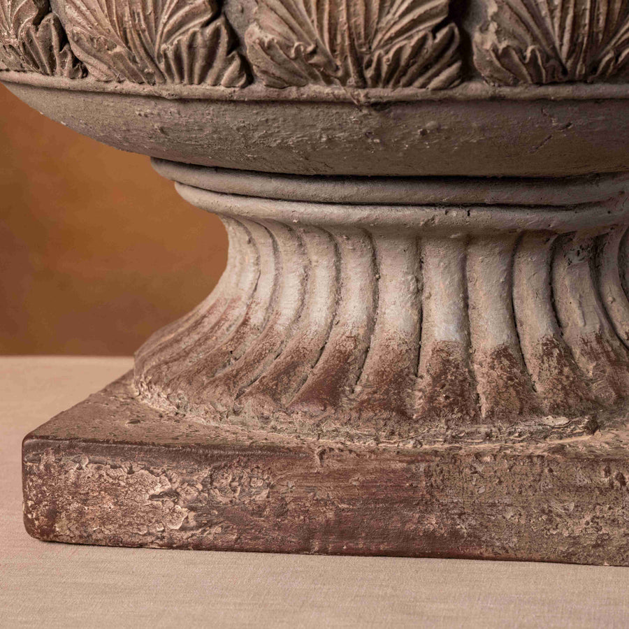Stella Polyresin Planter