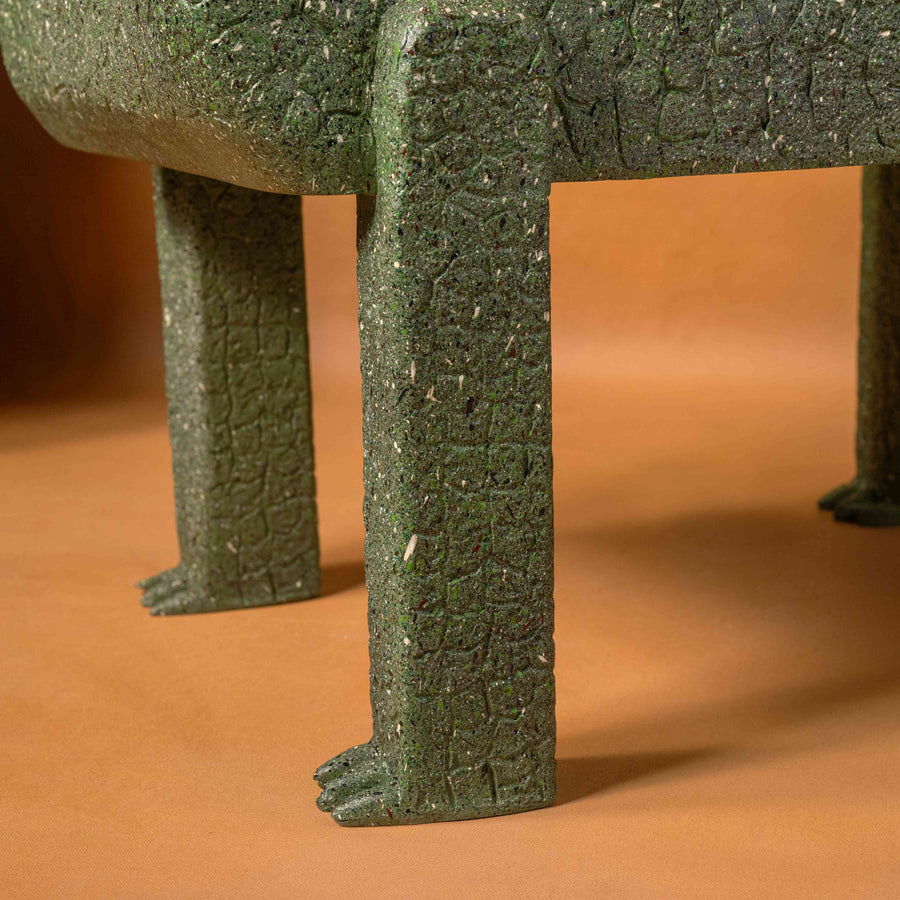 Makara Table