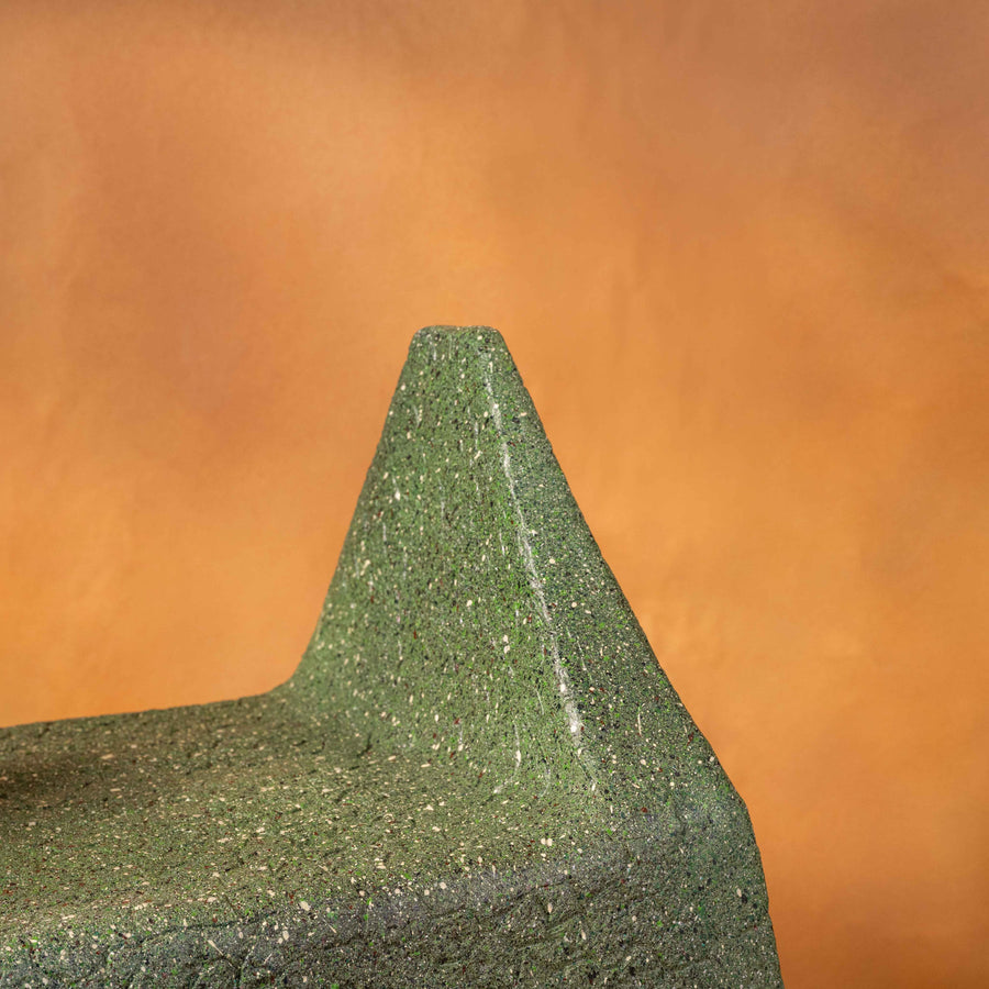 Makara Table