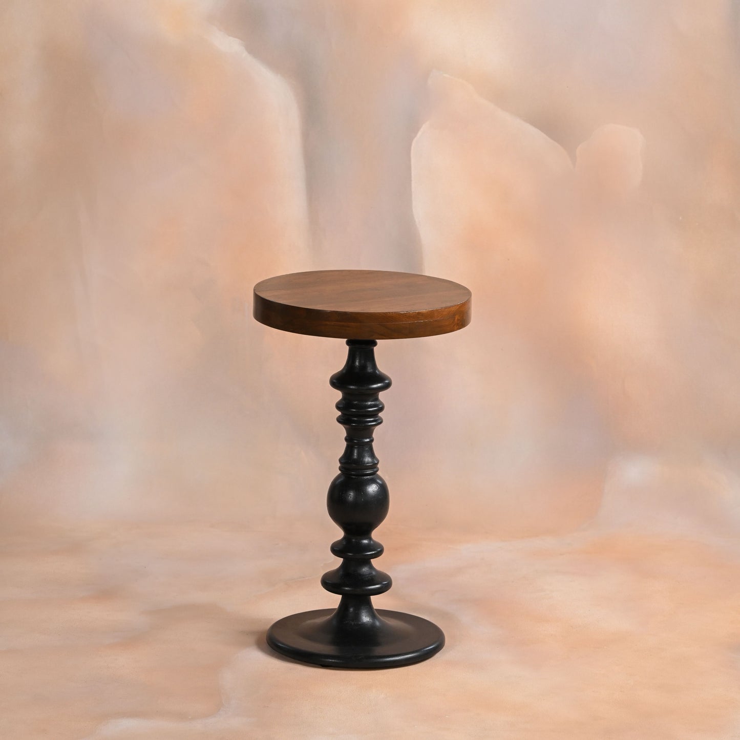 Elan Table